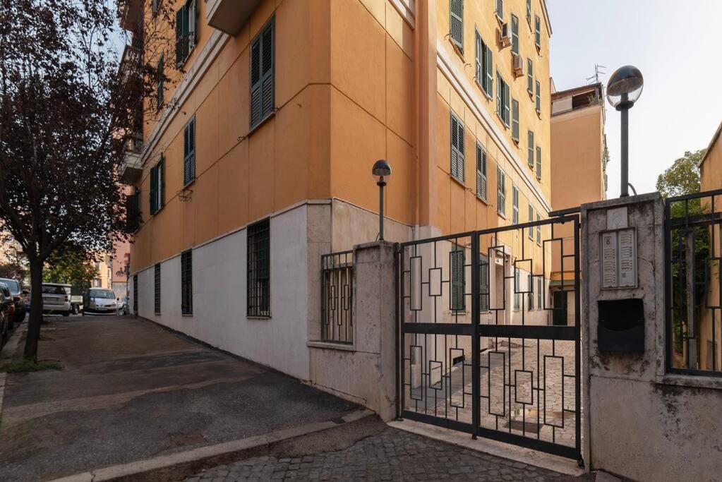 Elegante Appartamento Centrale Rom Exterior foto